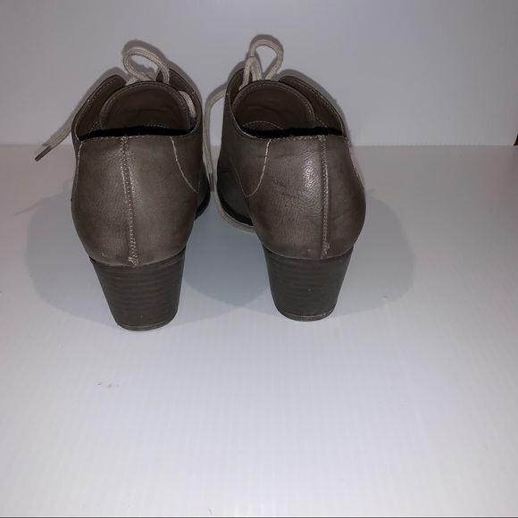 Madeline Girl Weathered Grey 2 Inch Ankle Heels Size 8.5 - Picture 5 of 5
